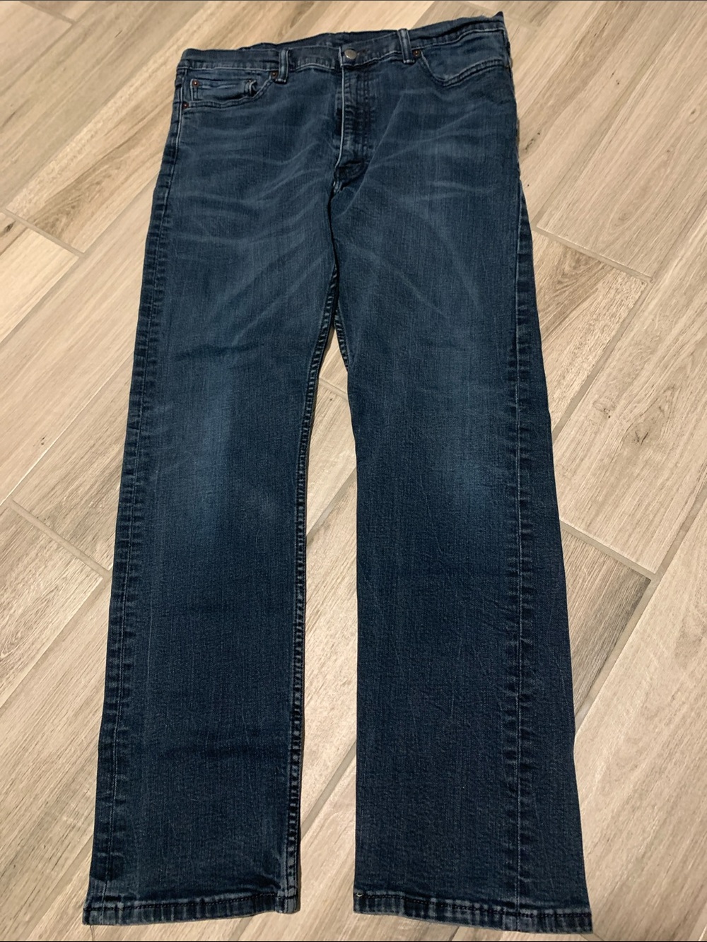 Levi’s 513 Men’s Straight-Leg Jeans in Dark Indigo Size 38 x 32